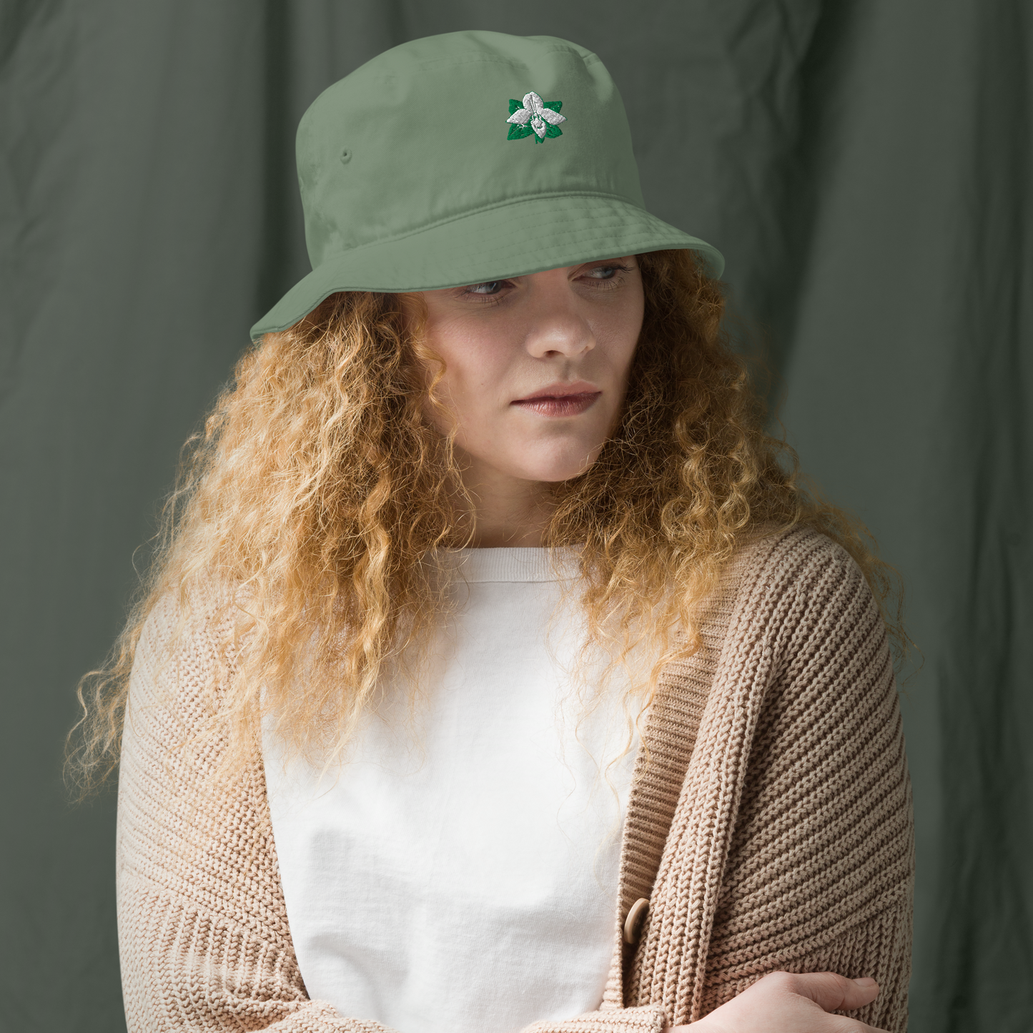 Grounded bucket hat